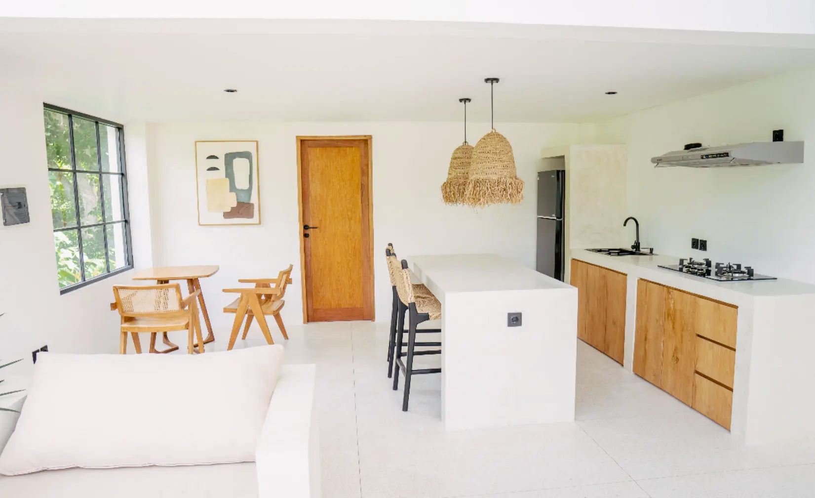 CHIC 1BR VILLA IN BALANGAN – READY BEACH RETREAT IN ULUWATU’S HOTSPOT